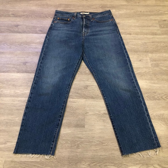 Levi's Denim - LEVI’S Wedgie Straight Big E Raw Hem Jeans Size 28